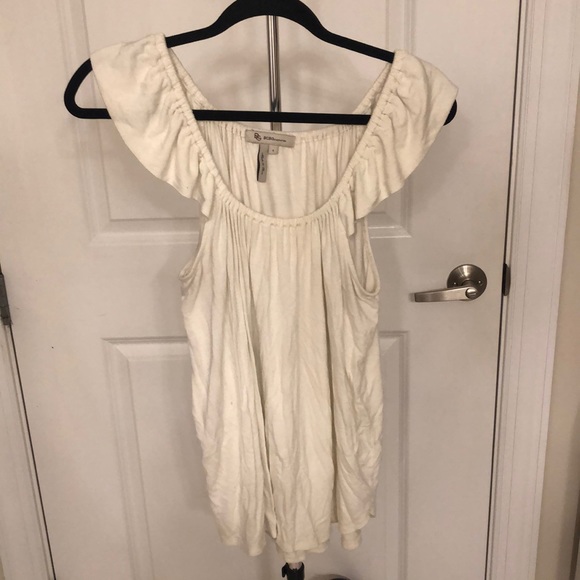 BCBGeneration Tops - BCBG Cream Flutter Sleeve Tank